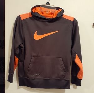 Nike therma fit hoodie